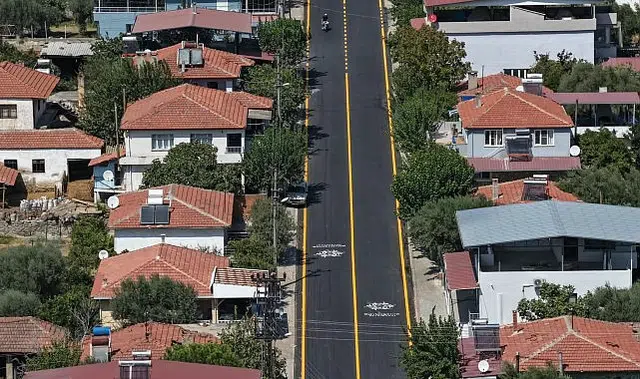 Başkan Çerçioğlu’ndan Kuyucak’ta yol yenileme çalışması