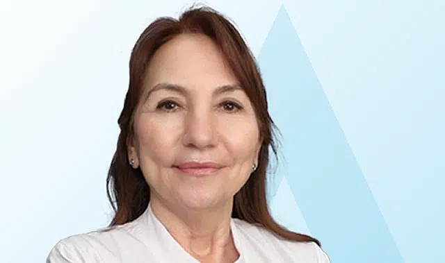 Alzheimer, ilk belirtilerden yaklaşık 20 yıl önce başlıyor!