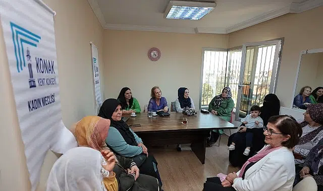 Konak’ta Meme Kanseri Farkındalık Seminerleri başladı